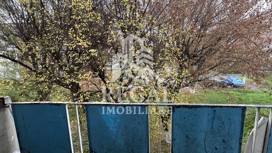 Apartament de vânzare în exclusivitate – Zona Micro 4 etaj 2/4 - Poză 7