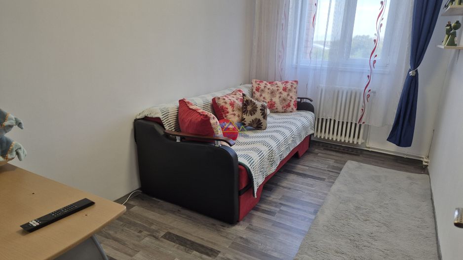 Vand apartament 3 cam. 45mp, Delavrancea(M6), et. 4 acoperit, renovat! - Poză 3
