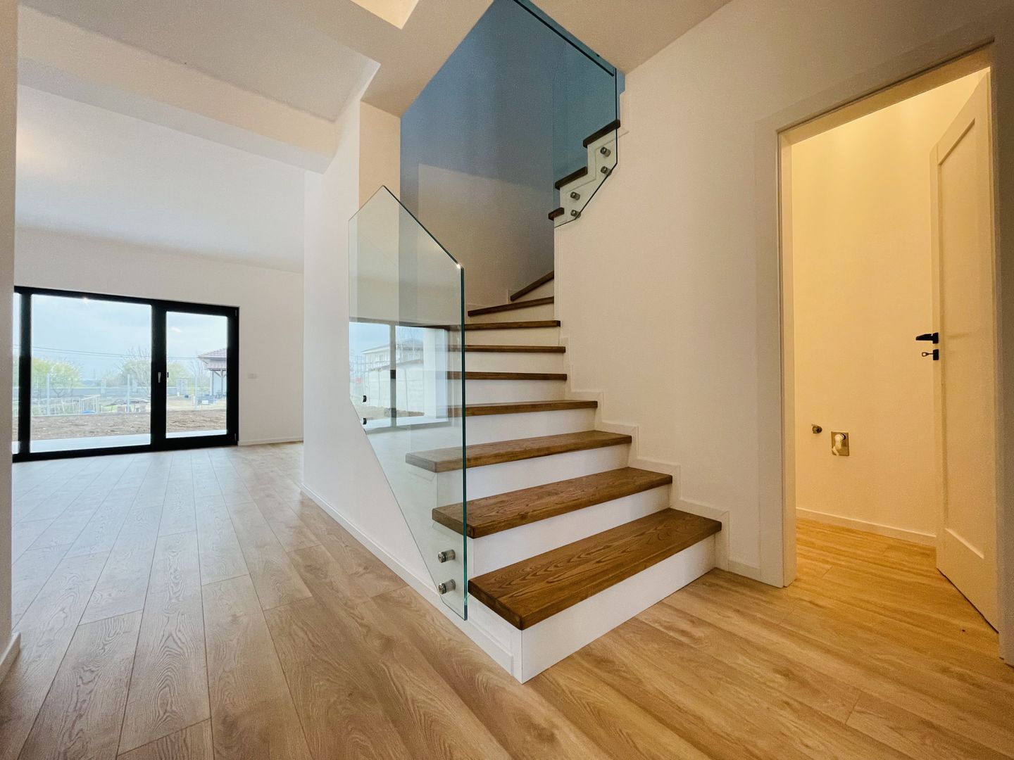 Duplex Ultramodern, impecabil executat | 4 dormitoare & 2 terase - Poză 24