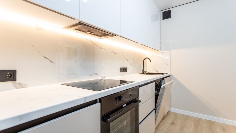 Vânzare, apartament, 2 camere+living, bul. Mircea cel Bătrân, Ciocana - Poză 3