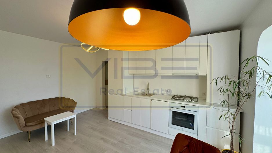 Apartament 3 camere decomandat Podu Ros  Piata Nicolina - Poză 4