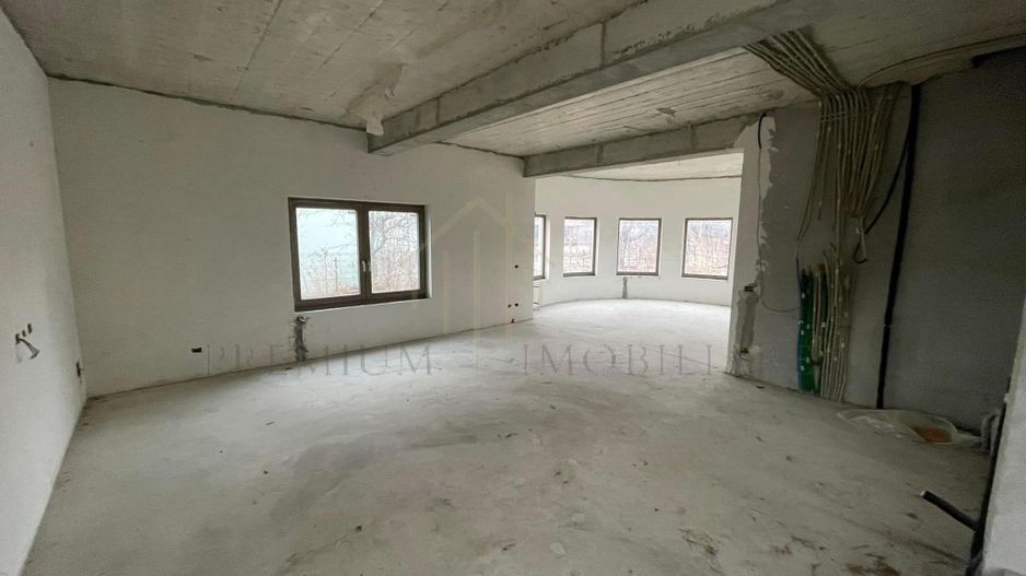 Vila de Vanzare Onesti - Zona de sus - Poză 4