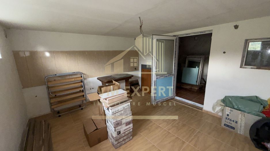 CASĂ 4 CAMERE TEREN 1000 MP ALBEȘTI DE MUSCEL  JUD ARGEȘ - Poză 5