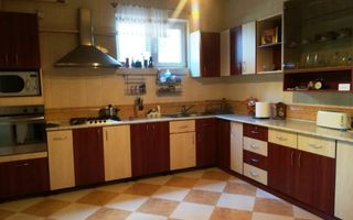 casa Damaroaia Pajura - Poză 4