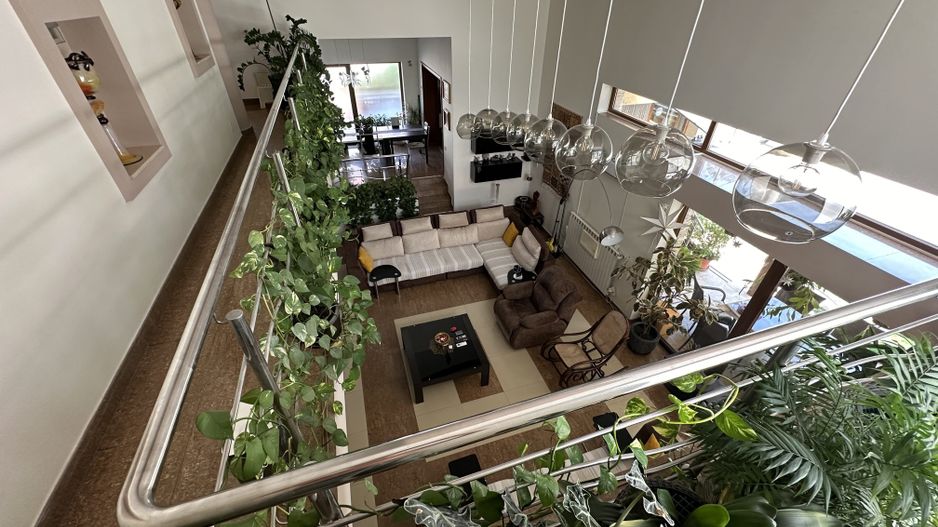 Iancu Nicolae- Vilă impresionantă-8 camere si 772 mp teren- comision 0 - Poză 13