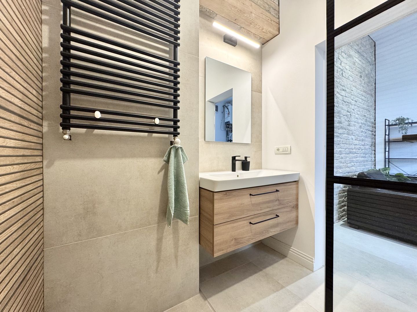 Apartament 2 camere, primitor si cochet, prima închiriere, Piața Maria - Poză 16