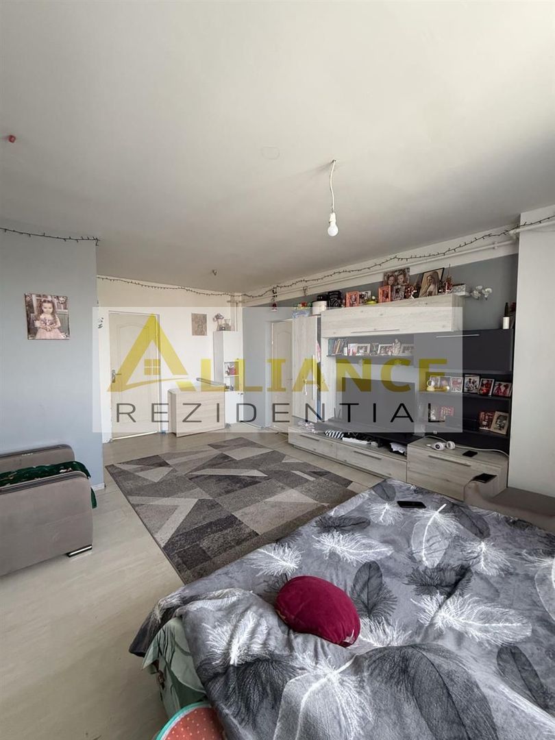 Apartament mare 4 camere â 145 mp compartimentare eficienta - Poză 1
