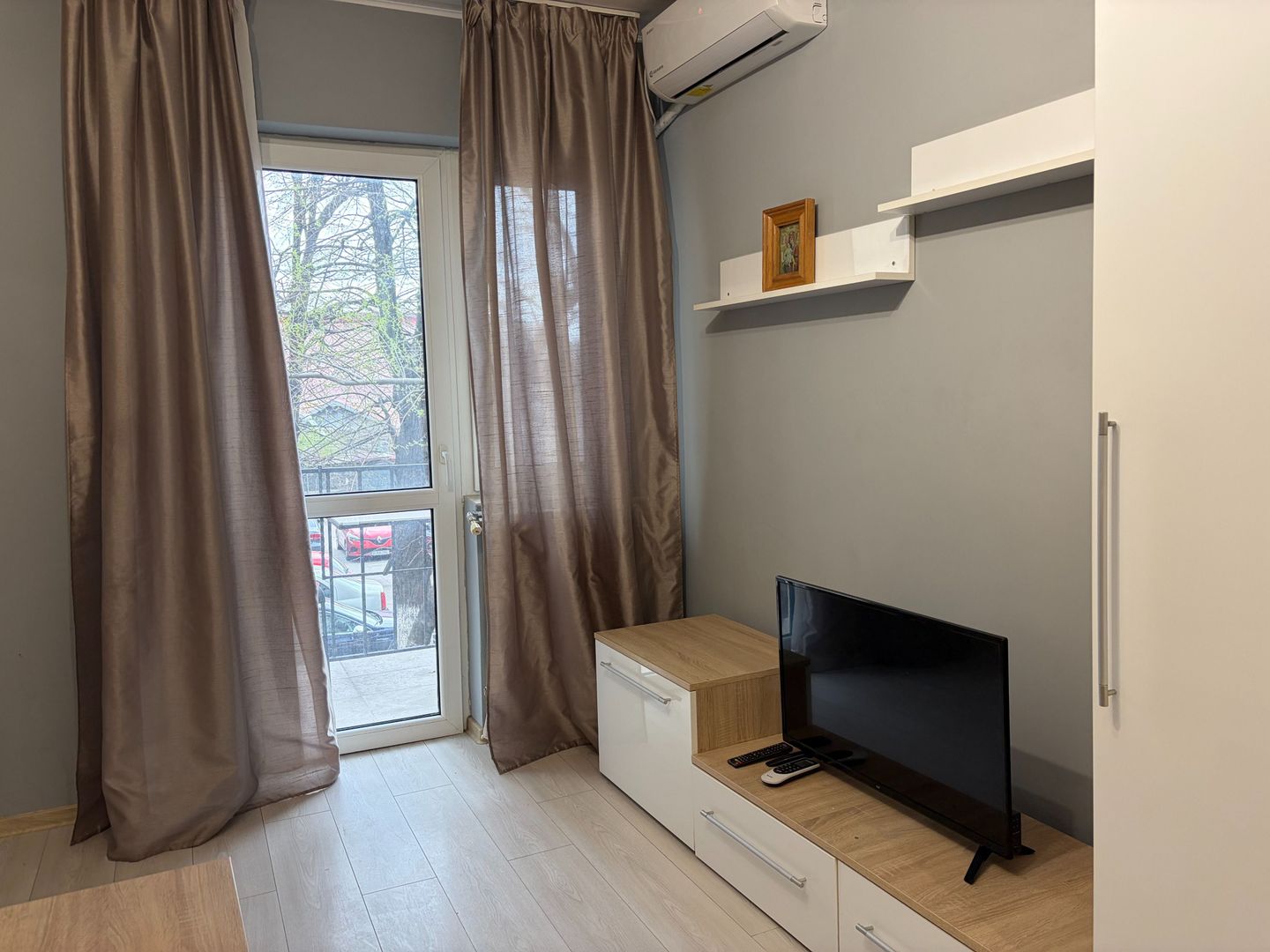Apartament cu doua camere, soseaua Oltenitei,  85.000€ - Poză 2