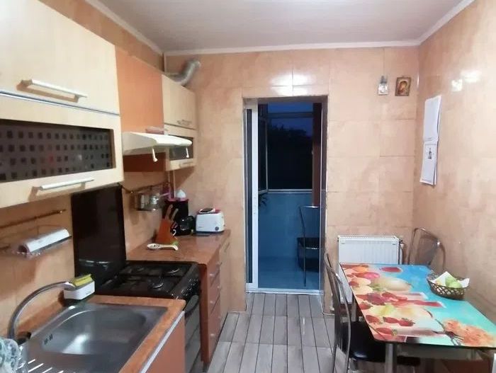 Apartament 3 camere, Micro 16 - Poză 4