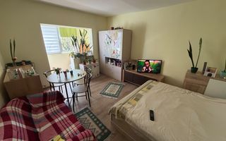 Decomandat. Cu centrala proprie. Etaj intermediar - Poză 1