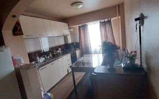 Apartament cu 2 camere zona Unirii Sud conf 1 etaj 3 din 10 mobilat Pret: 75.000 - Poză 2