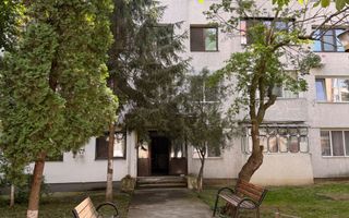 Apartament 2 camere de vânzare în zona Deal, Pașcani, jud. Iași - Poză 8