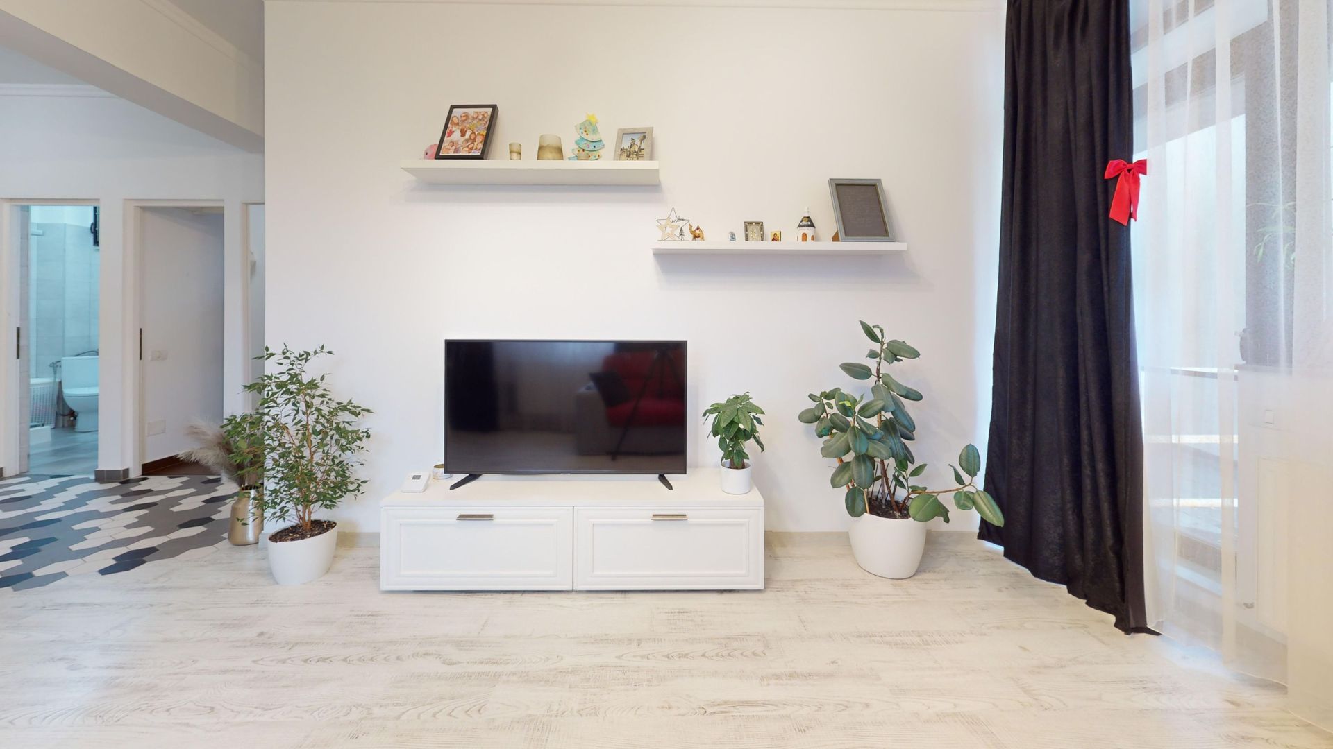 Apartament 2 camere mobilat - spatios 5 min metrou Straulesti - Poză 6