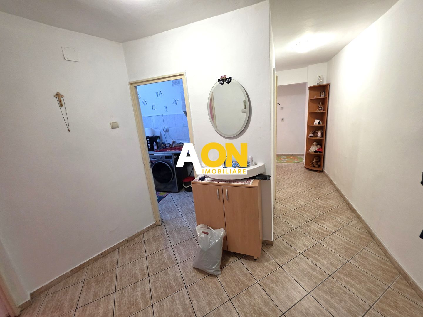 Apartament 3 camere decomandat, etaj 1, zona Tolstoi Cetate - Poză 3