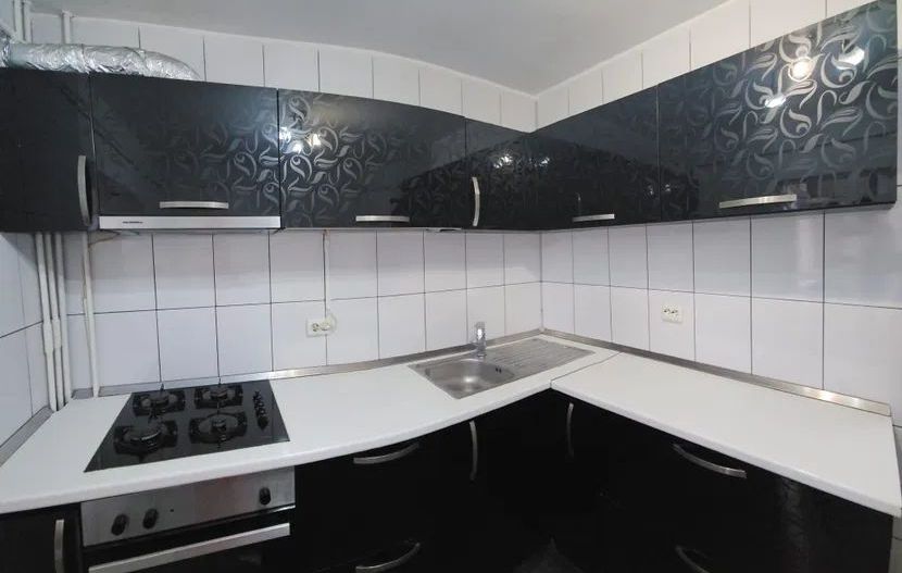 Vând apartament 2 camere-Galați, Piața Centrala - Poză 2