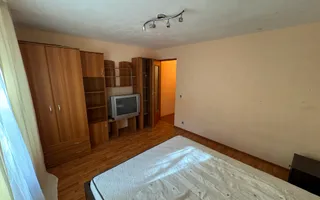 Disponibil imediat. Etaj 1. Centrala proprie. Vedere pe 2 parti. - Poză 13