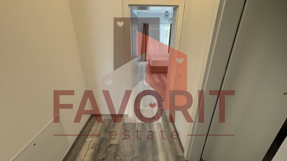 Mobilat si utilat. 2 locuri de parcare. Curte privata in CF - Poză 8