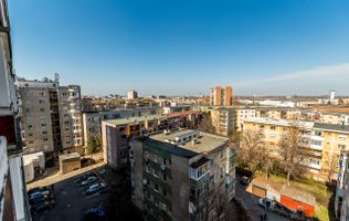Apartament cu 3 camere în Podgoria Arad, vedere frumoasă, 2 balcoane