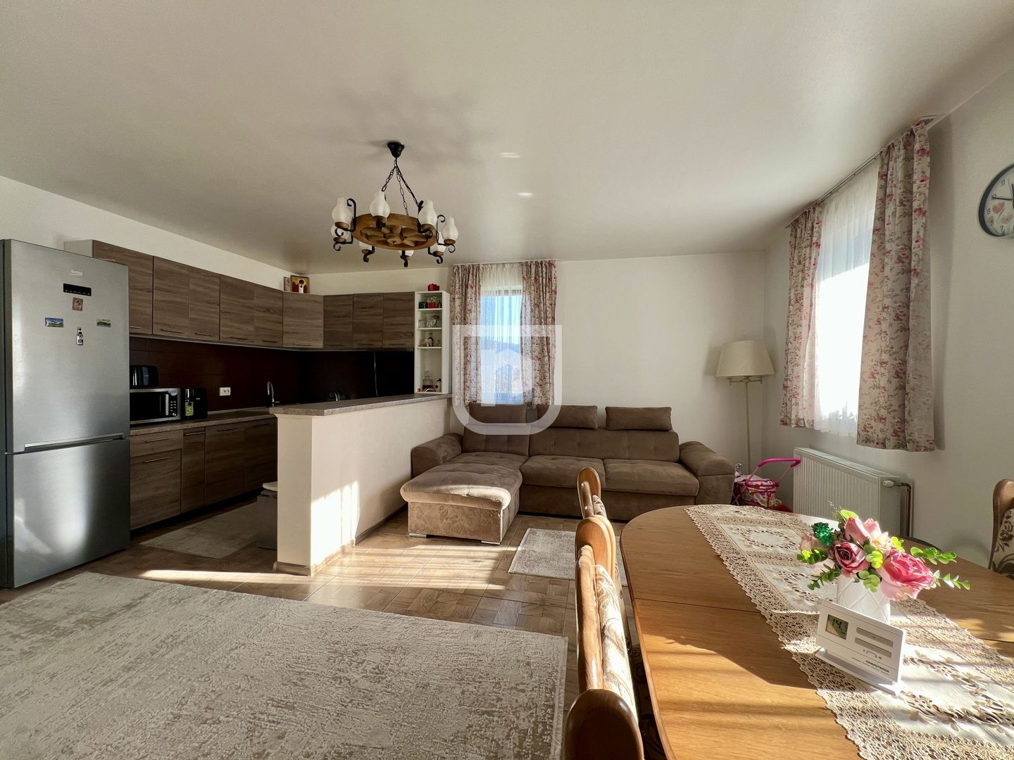 Casa lux de vanzare in Bucsoaia | Gura Humorului - Poză 2