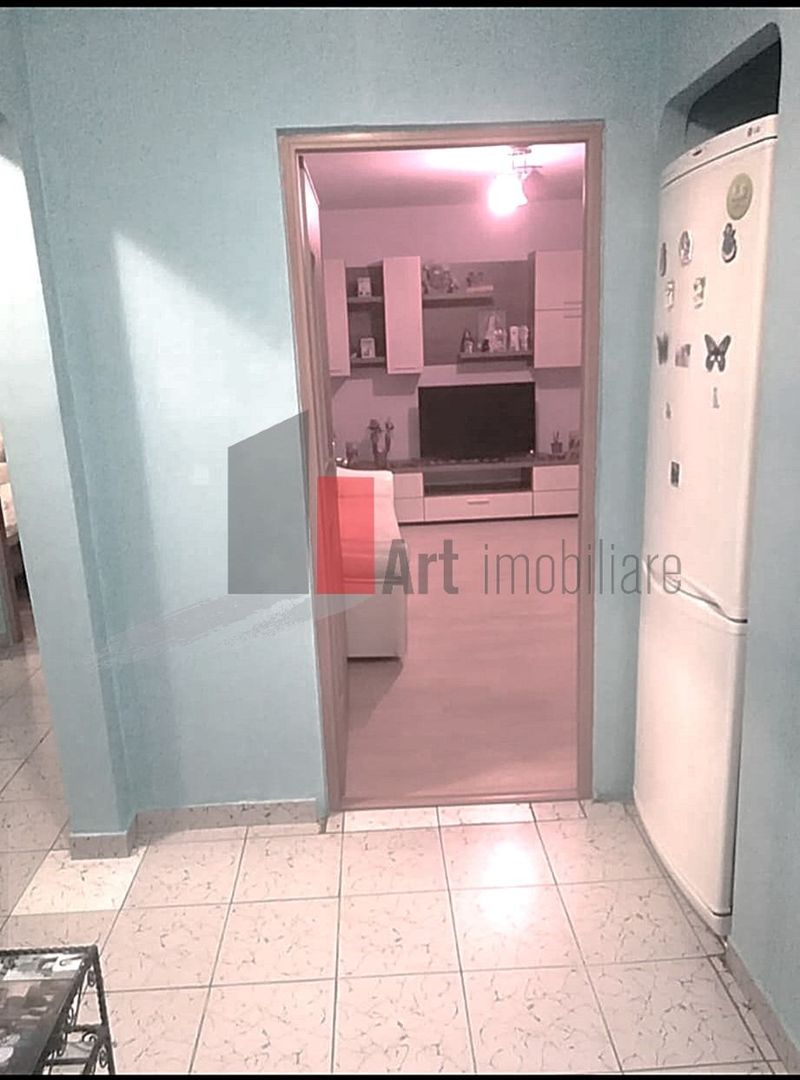 Apartament cu 4 camere Titan cu centrala - Poză 9
