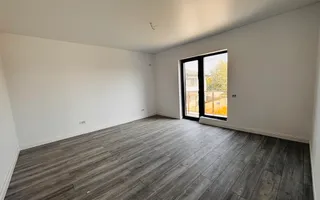 Casă premium de vânzare în zona Miorița - Poză 13