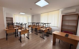 Clădire birouri / clinică / școală | Banu Manta - Poză 2