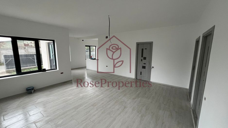 Casa noua de vanzare | Valu lui Traian | Zona C - Poză 1