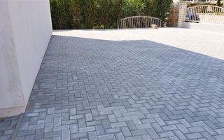 Casa tip insiruit, 5 camere, 2 bai, mobilata si utilata - Poză 17