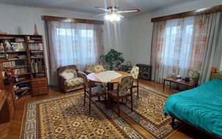 Casă tip duplex de vânzare – 217 mp, teren 897 mp, zona centrală Luduș - Poză 7