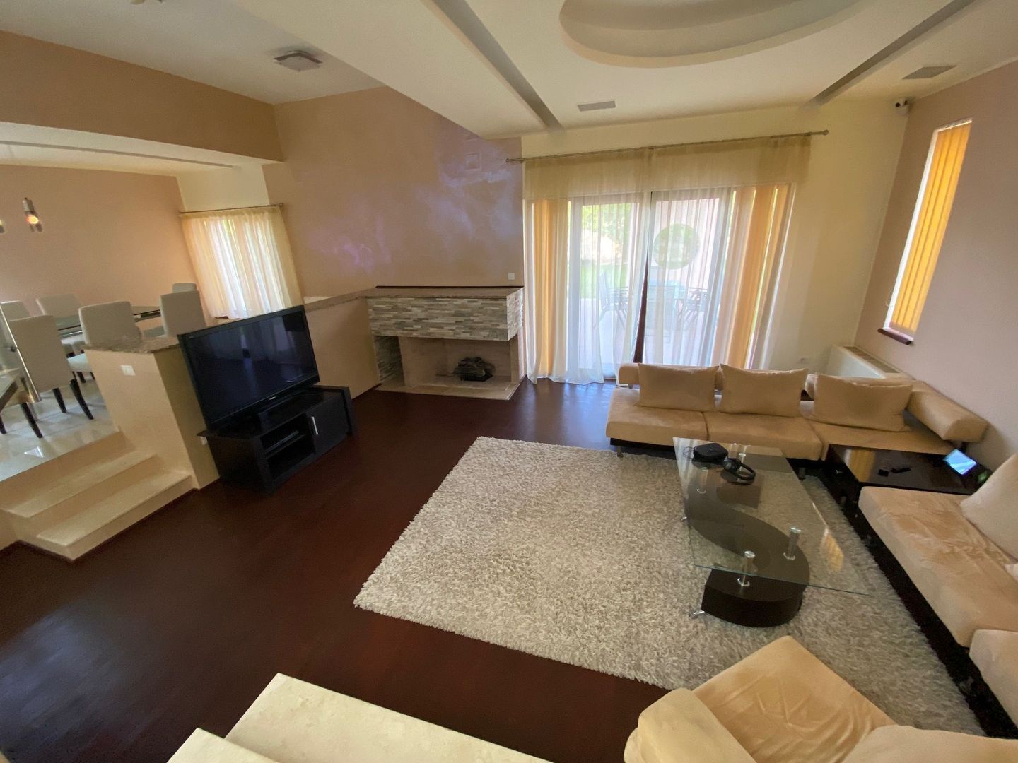 VILA CU 5 CAMERE zona Mircea Cel Batran - Poză 4