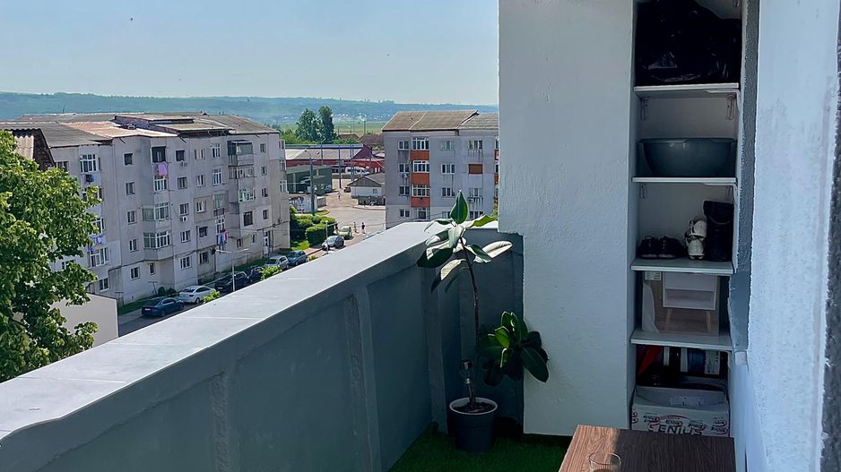 Apartament 3 camere, renovat total in 2025, mobilat și utilat, zona GARĂ; - Poză 1