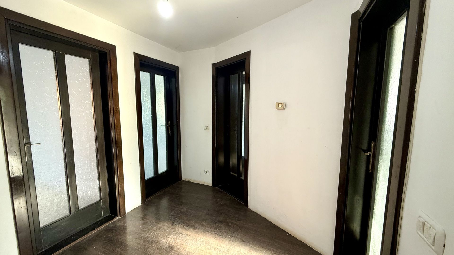 DUPLEX LA INTRARE IN MOSNITA NOUA - Poză 6