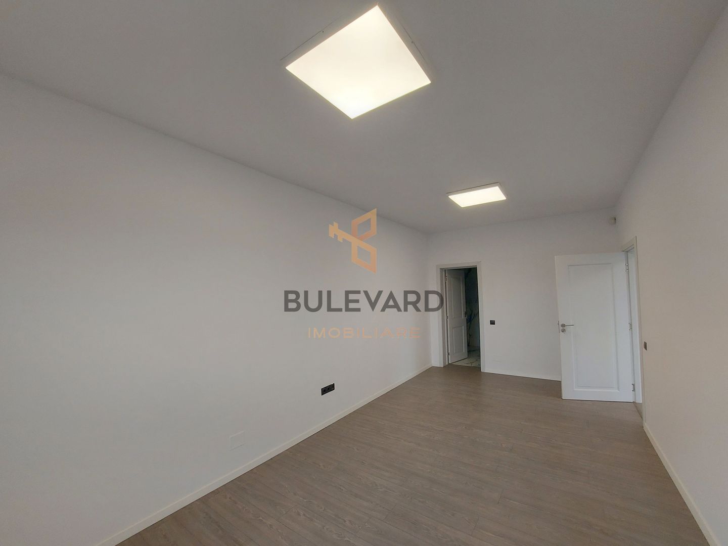 Spatiu nou pentru birouri/200 mp/20 parcari/cartier Someseni! - Poză 15