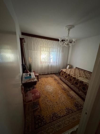 Apartament de vanzare - 2 camere, Piata Centrala, etaj 2, bloc 1989 - Poză 6