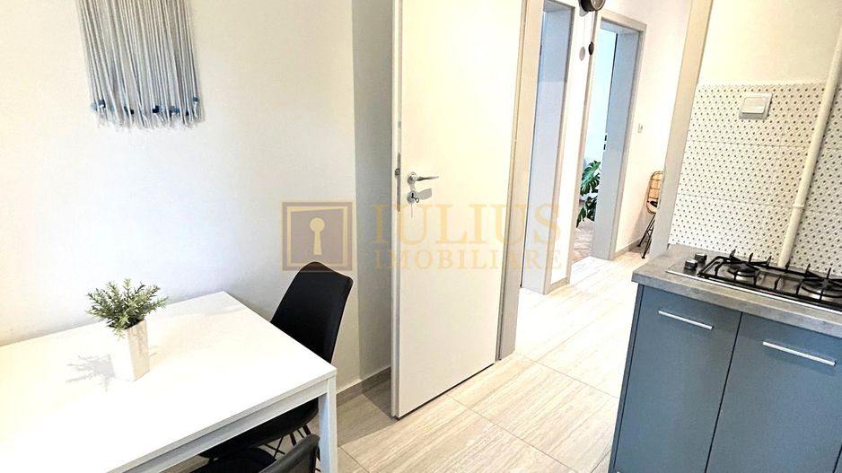 Apartament la Punctele Cardinale, langa Medicina - Poză 12