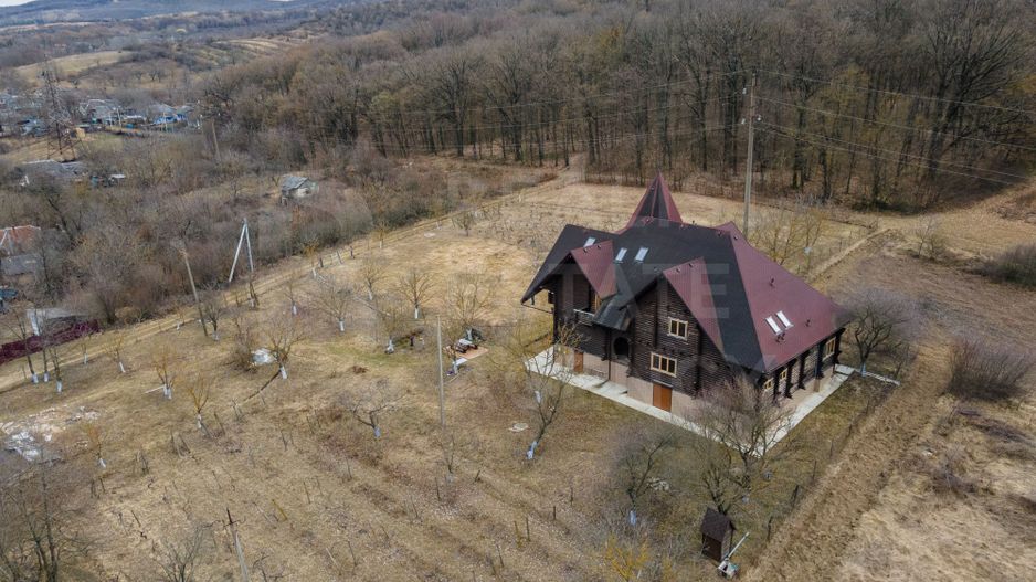 Vânzare, casă, 9 camere, satul Mîndra, r-nul Călărași. - Poză 5