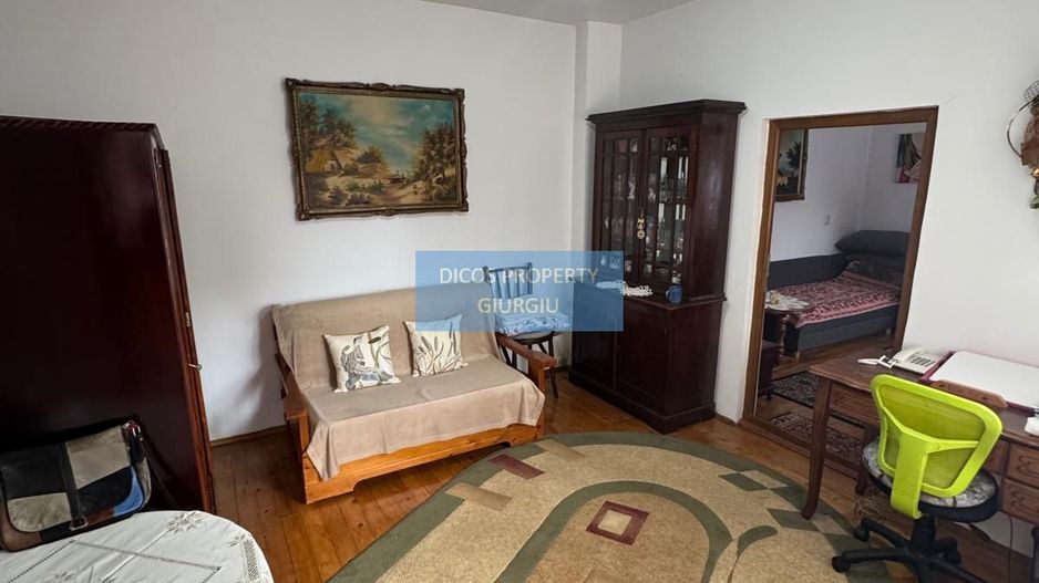 Casă cu 4 camere de vânzare – Str. I. C. Brătianu - Poză 7