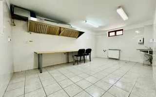 Casa de Închiriat Ultracentrala, 12 Camere, 10 Bai, 6 Parcari - Poză 11