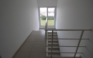 Buziasului, 3 camere + 2 bai, centrala proprie - Poză 18