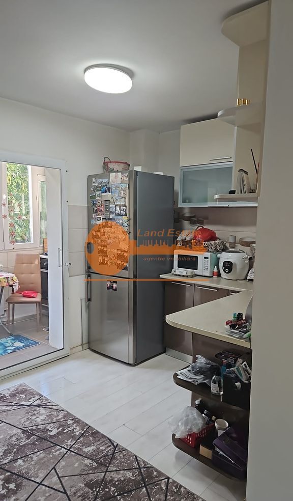 Apartament cu 3 camere Rahova-Centrala Proprie - Poză 1