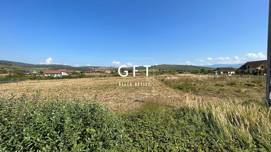 Teren 10 ari, Jelna - Poză 1