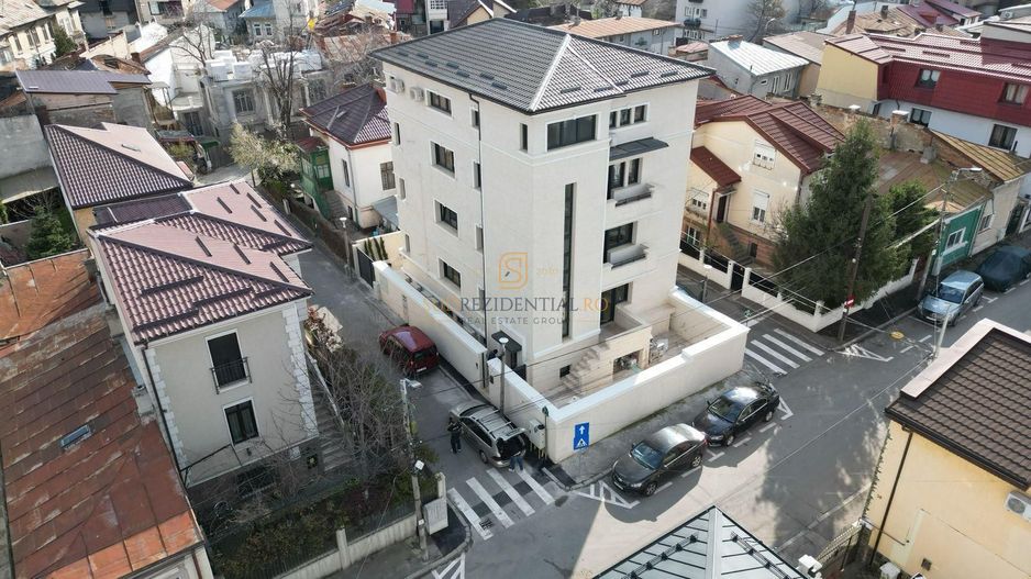 Clădire Premium D+P+3E cu Apartamente de Lux in centrul Bucurestiului - Poză 2