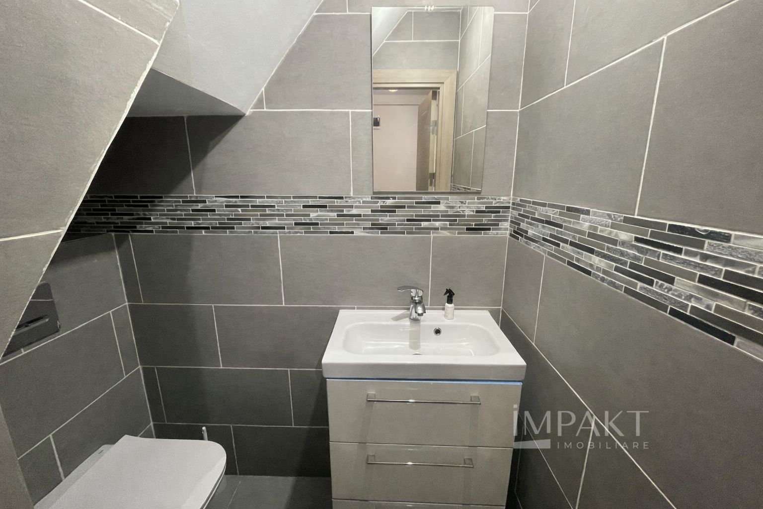 Apartament cu 3 camere de inchiriat, in zona Piata Mihai Vitezul! - Poză 10