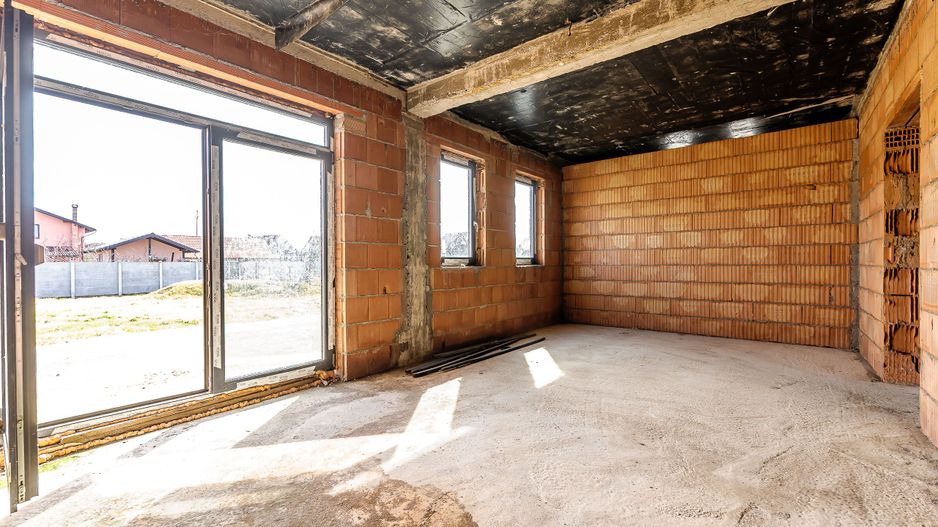 REZERVAT! Casă la roșu cu teren de 752 mp, Mandruloc. Arad - Poză 9