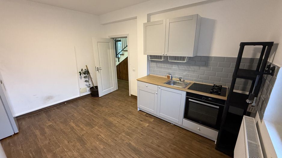 Duplex Bragadiru Cu Panouri Solare Centrala Proprie Strada Topaz Teren 218 Mp - Poză 8