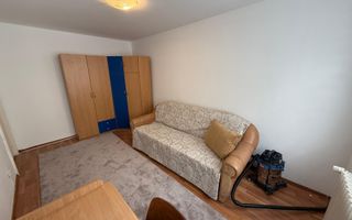 3 camere semidecomandate, balcon, Gheorgheni, Hotel Royal, P-ta Hermes - Poză 5