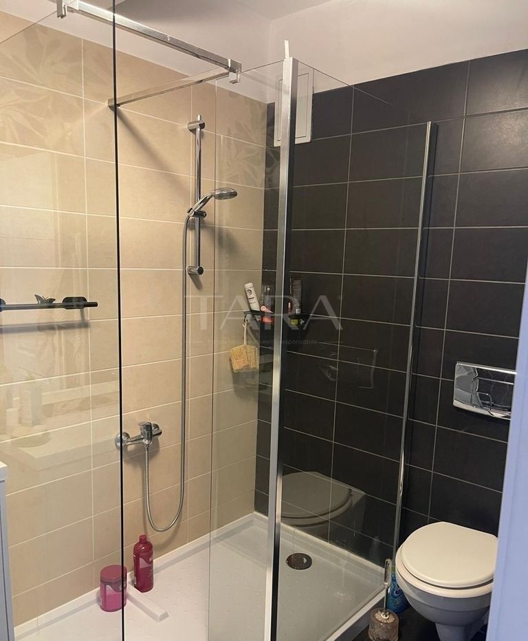 Casă modernă cu panoramă și spații generoase – zona Europa - Poză 10