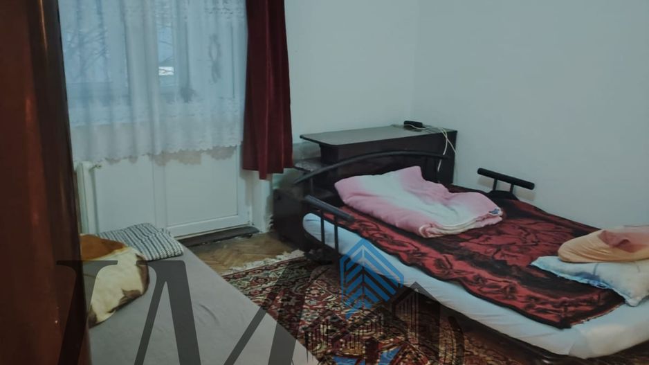 Apartament de vanzare - Poză 2
