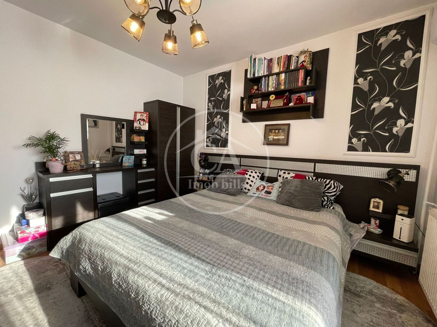 Apartament cu 3 camere de inchiriat in zona Nufarul, Oradea. - Poză 4