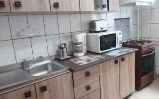 Apartament 3 camere Et 1/4 pe Bd. Timisoara - Poză 4